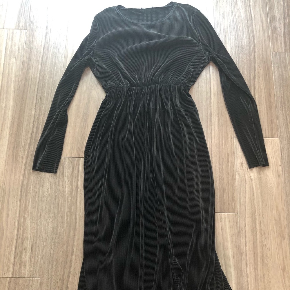 Zara black pleated maxi dress
